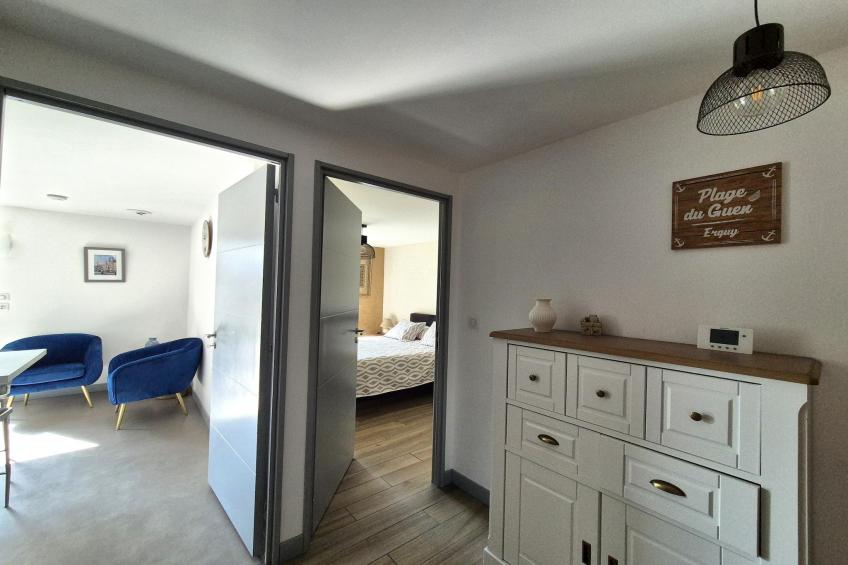 Joli rez-de-jardin avec terrasse sud plage 800 m - foto 5