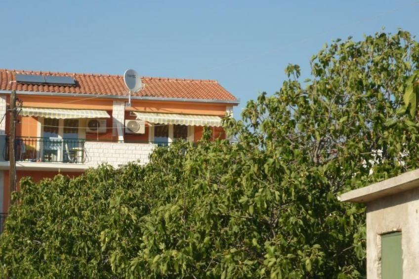 Apartment mit Balkon