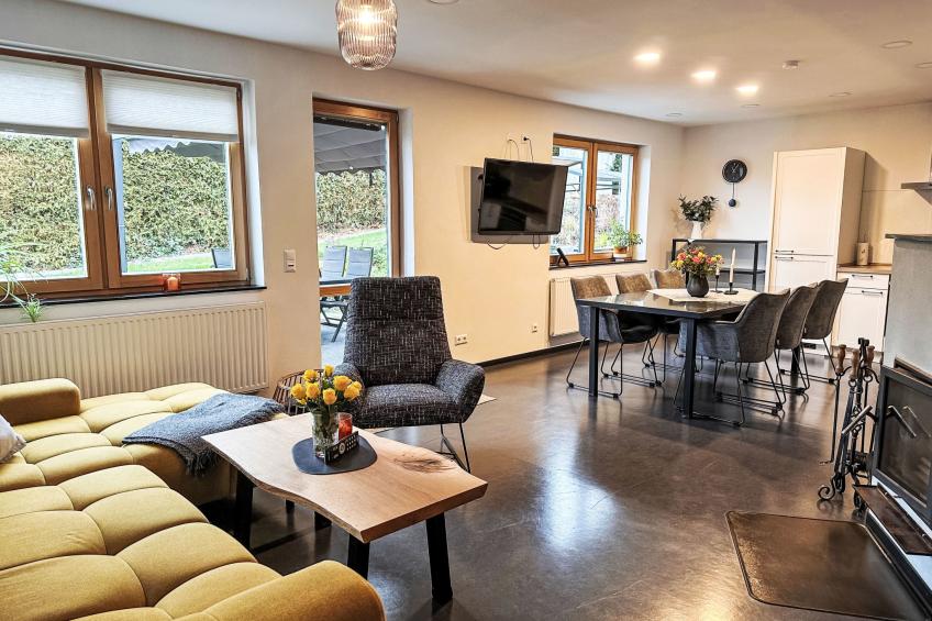 Schönes Ferienhaus in Neundorf mit Großer Terrasse - foto 8