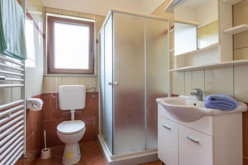 "Villa Mirela" mit Terrasse - foto 17