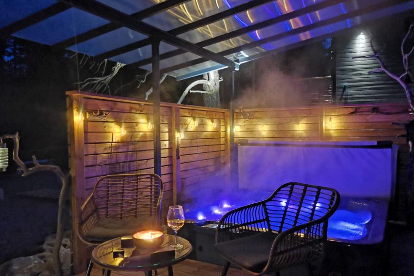 Levi secret igloo ruska 8d - foto 33