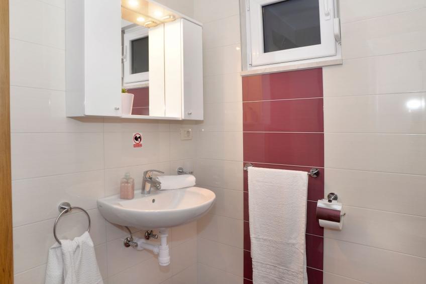 in Kastel Sucurac mit Parkplatz - foto 42