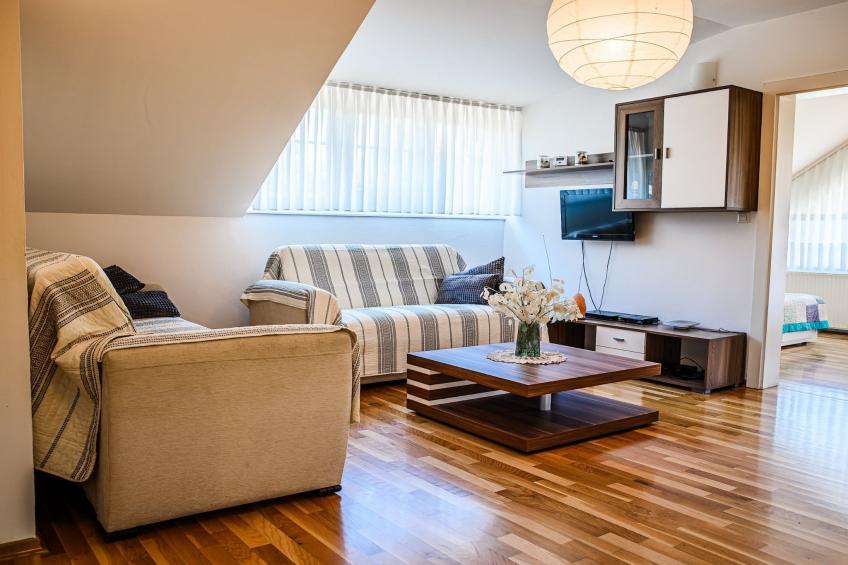 Stunning Rural Holiday Home with Garden and BBQ -  Four Bedroom Holiday Home - foto 4