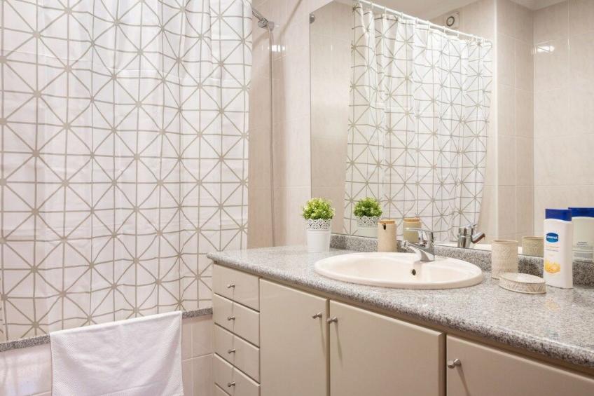 Meerblick First Line mit 2 Pools 5 - foto 32