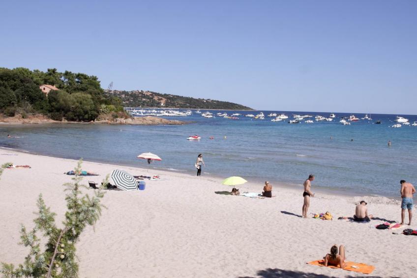 Unterkunft mit AC, Gemeinschaftspool, Nähe zum Meer - foto 11