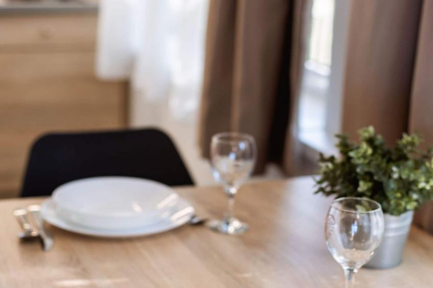 Stylish Apartments with Osijek Near Top Attractions - Standard Studio Apartment  - Maks 3 - foto 14