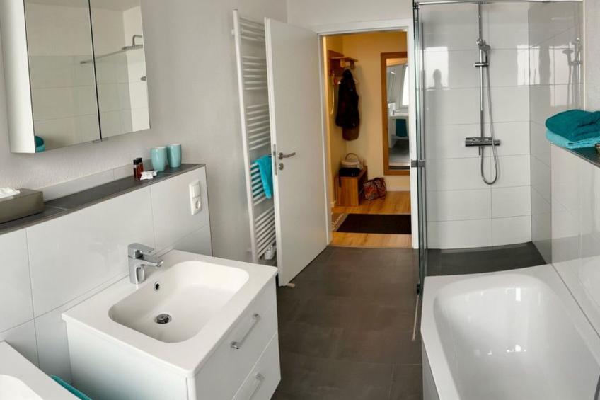 Moderne Wohnung mit Parkplatz und Rheinblick - foto 52