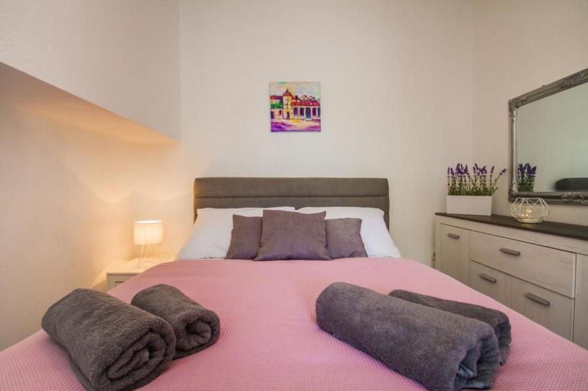 Tranquil Getaway Villa Prapatnica with Pool and Garden - Three  Bedroom Villa with Pool - foto 6