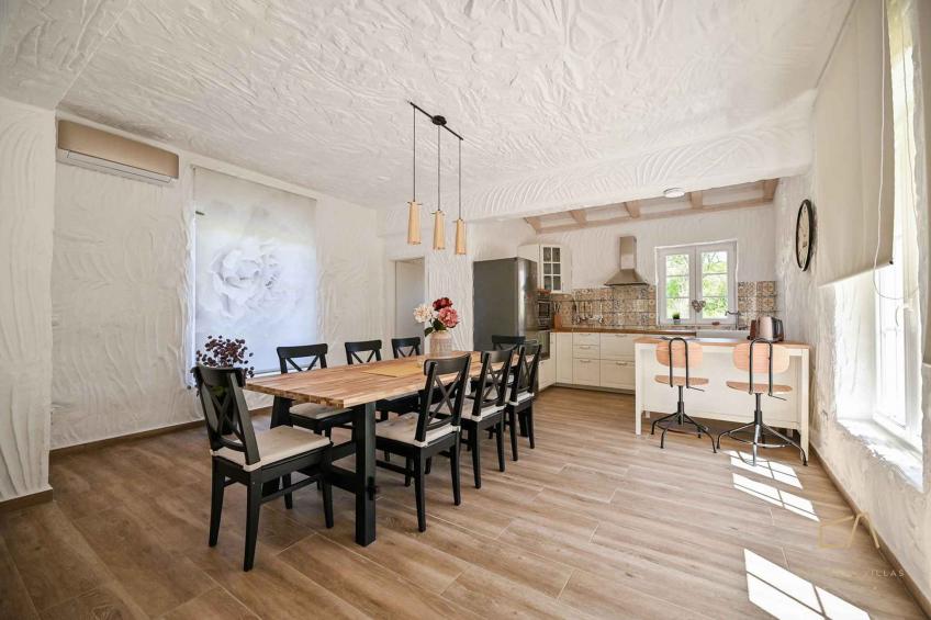 Villa met zwembad en airconditioning - BF-HMCGJ - foto 14