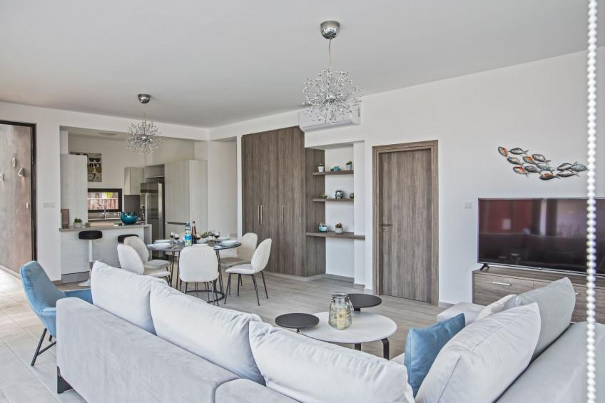 Neue, luxuriöse 3-Schlafzimmer-Villa in Protaras Zentrum - foto 12