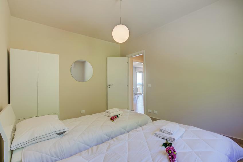 The Golden View - foto 21