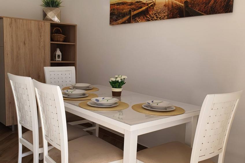Comfort Accommodation Baošići Montenegro-One Bedroom Apartment with Terrace and Sea View  (4) - foto 4