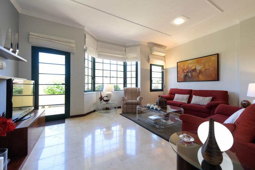 House with cozy garden BBQ and free parking - foto 12