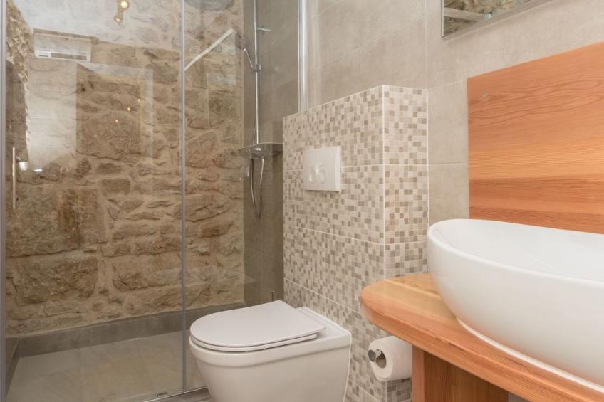 Ferienvilla "Ivka" mit Blick auf das Wasser - foto 18