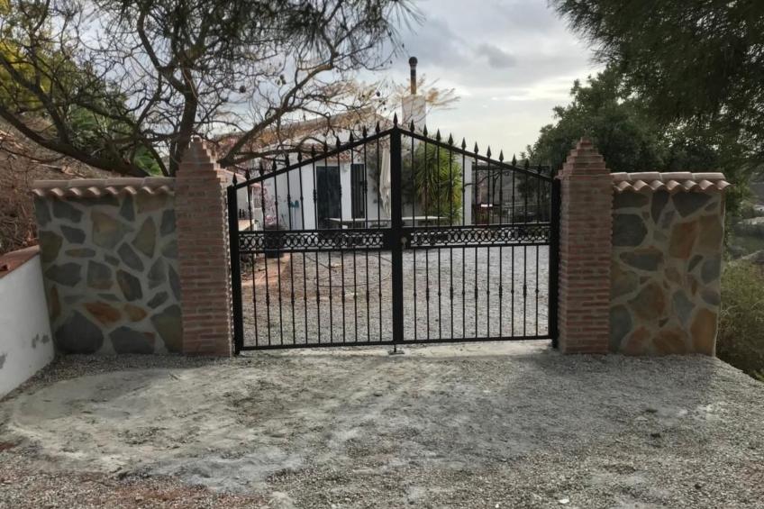 Finca "La Estrella de Cómpeta". - foto 37