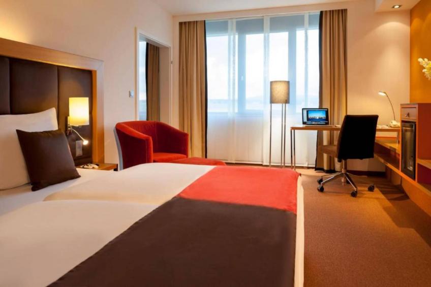 Sunday am Main Taunus Zentrum Frankfurt/Sulzbach Standard Double Room - foto 2