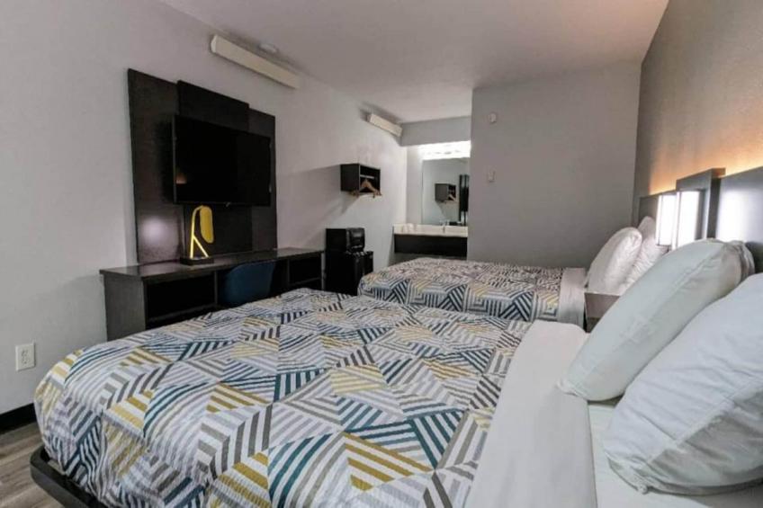 2 Full Beds  Micfridge - foto 12