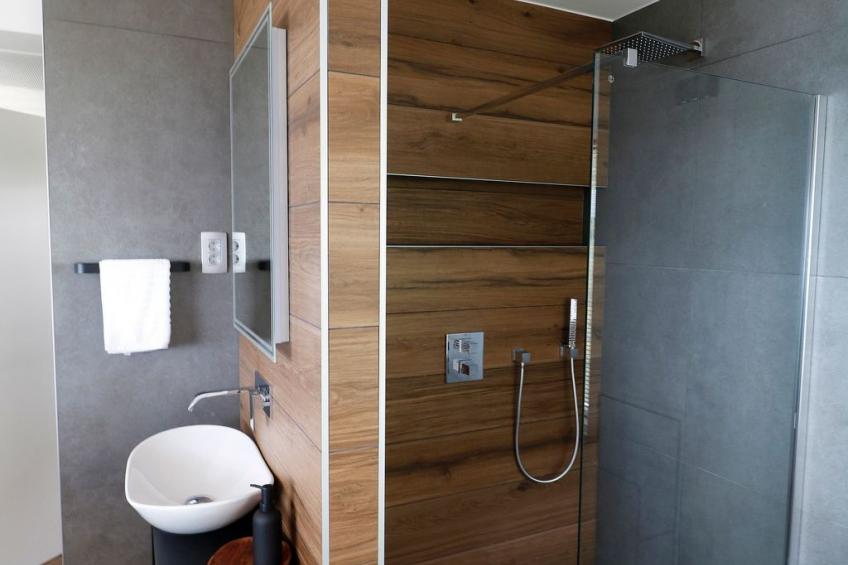 Moderne Villa mit Infinity-Pool im Bergdorf Veliko Brdo - foto 52