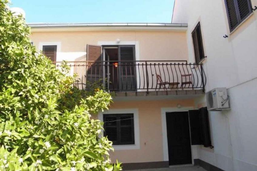 Holiday apartment with air conditioning, balcony and sea view in Slatine - BF-DFV9K - foto 6