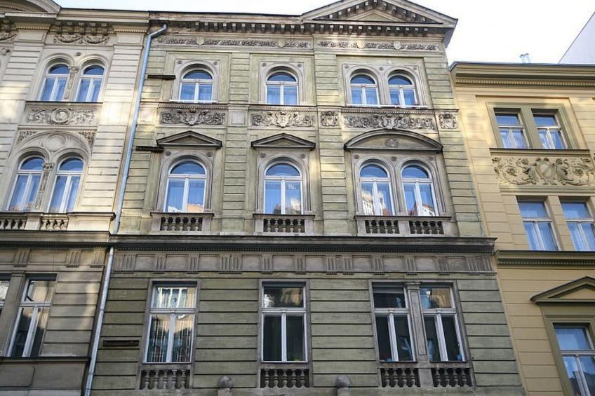 Luxuriöse Altbau-Dachgeschosswohnung in Prag - foto 41