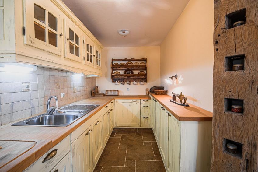 Hidden Authentic Haven Apartments - One Bedroom Apartment with Terrace - foto 7