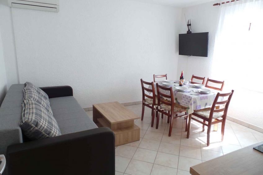 Vakantiewoning met een groot terras - VW-YCWN - foto 12