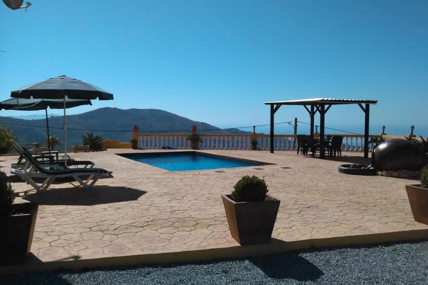 "Villa Calena" mit Garten - foto 12