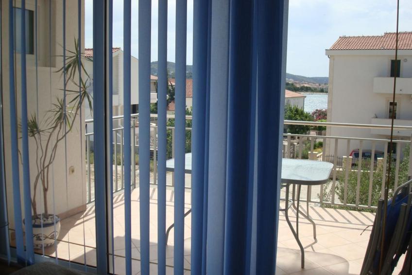 in Zečevo Rogozničko mit Großem Balkon - foto 4