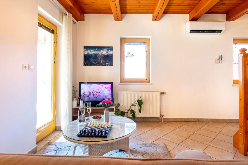 "Schmetterlingsplatz" - foto 17