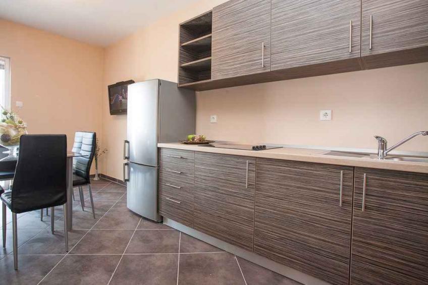 Holiday apartment with pool - BF-7YJJ - foto 8