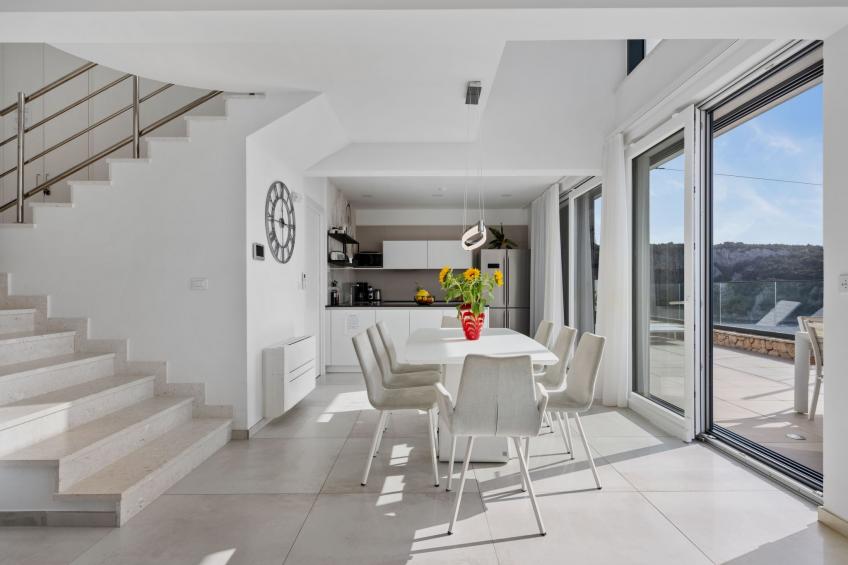 Gemütliches Ferienhaus in Vinišće mit Privatem Pool und Meerblick - foto 12