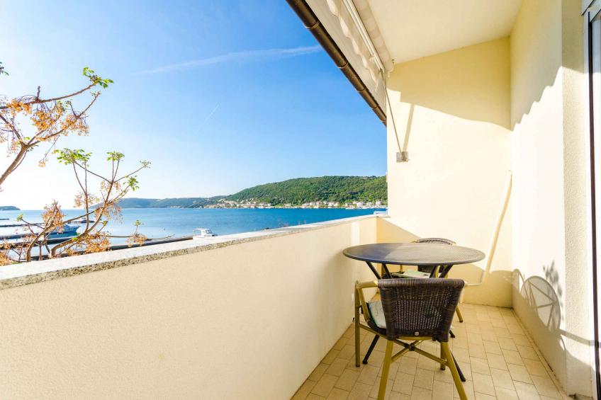 Vakantiewoning met balkon en zeezicht - VW-3FPB6