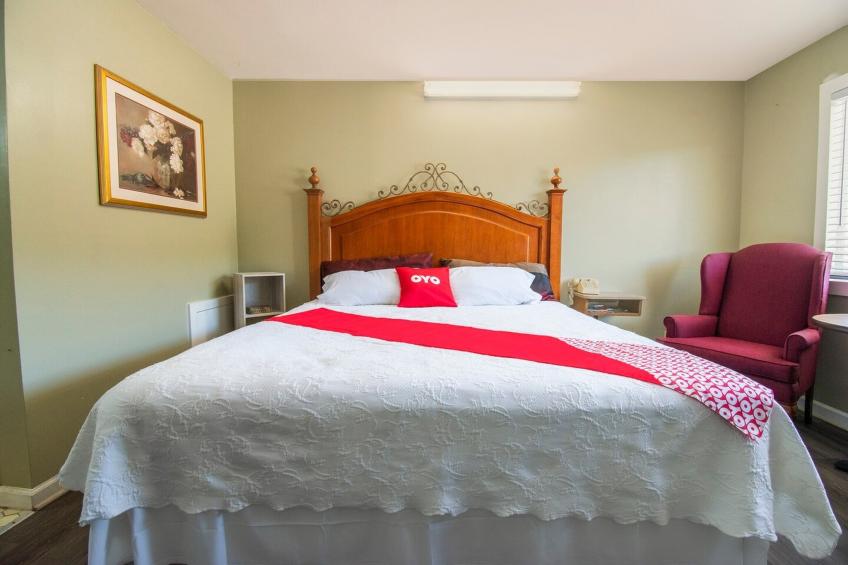 Queen Bed Smoking - foto 12