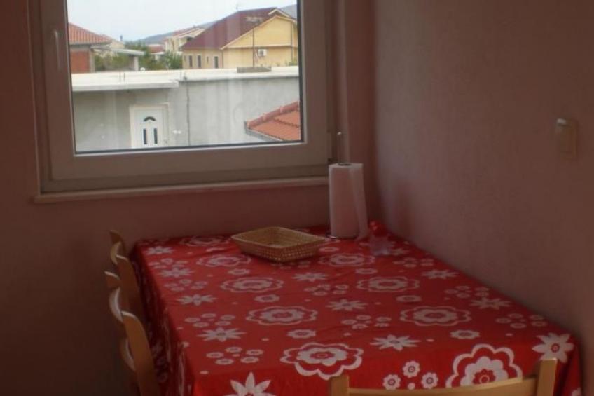 Apartment mit Balkon - foto 11