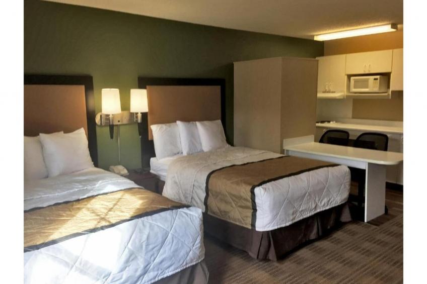 2 Full Beds | Non-Smoking, Kitchen - foto 2