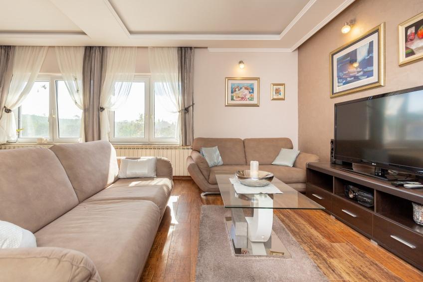 Holiday Home Trojković- Four Bedroom Holiday Home with Terrace and Swimming Pool - foto 3