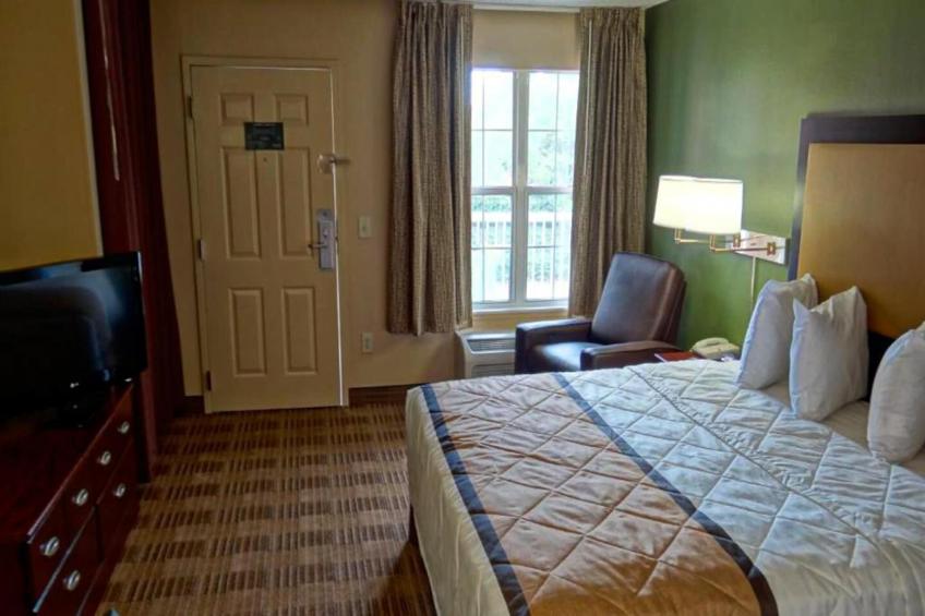 1 Queen Bed | Non-Smoking, Kitchen - foto 2