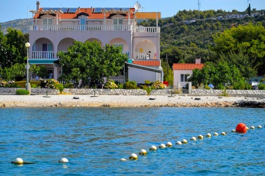 Wohnung in Poljica mit Garten und Terrasse - foto 35