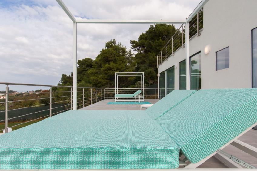 Weiße Luxusvilla - foto 16