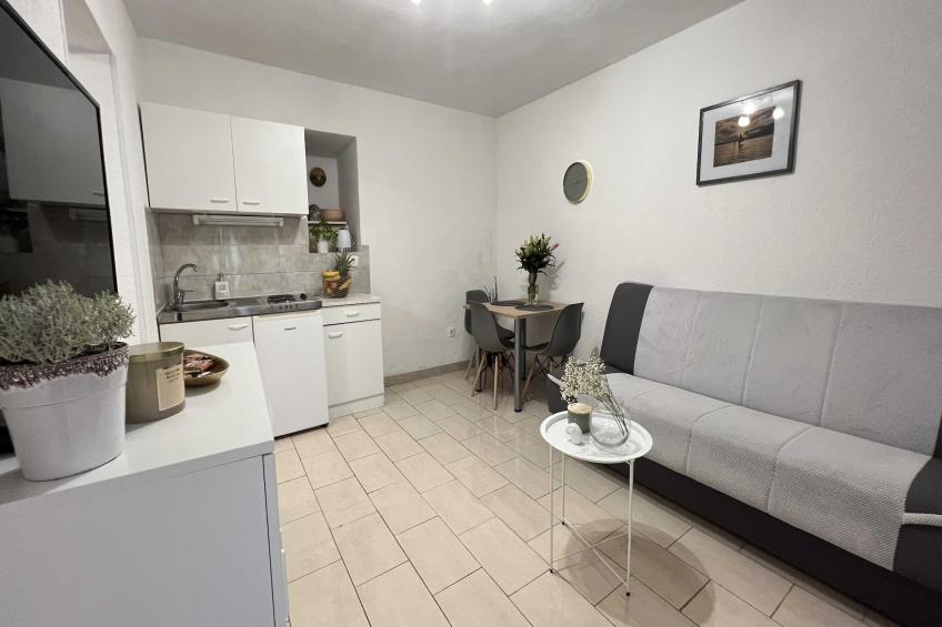 Apartmani Vela Makarska - Studio With Garden View - foto 5