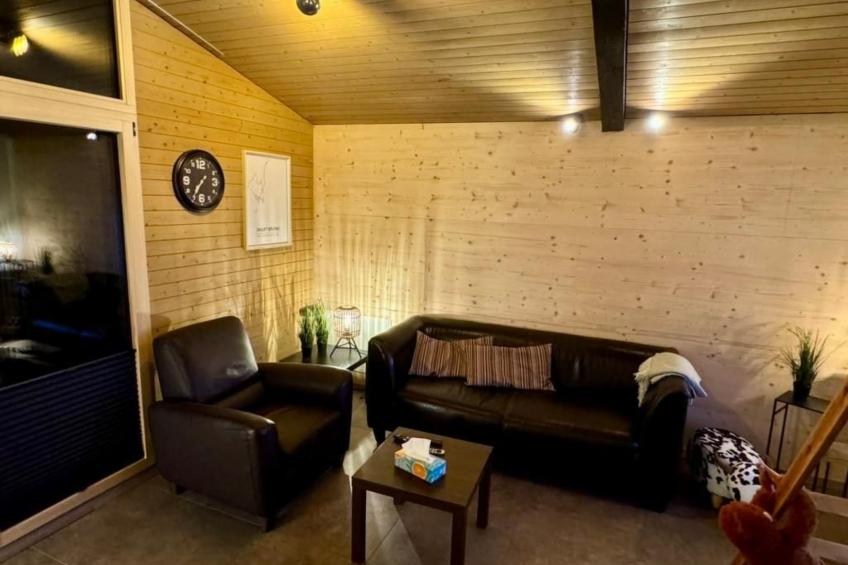 Brunni-Alpthal direkt an den Mythen-Bergen