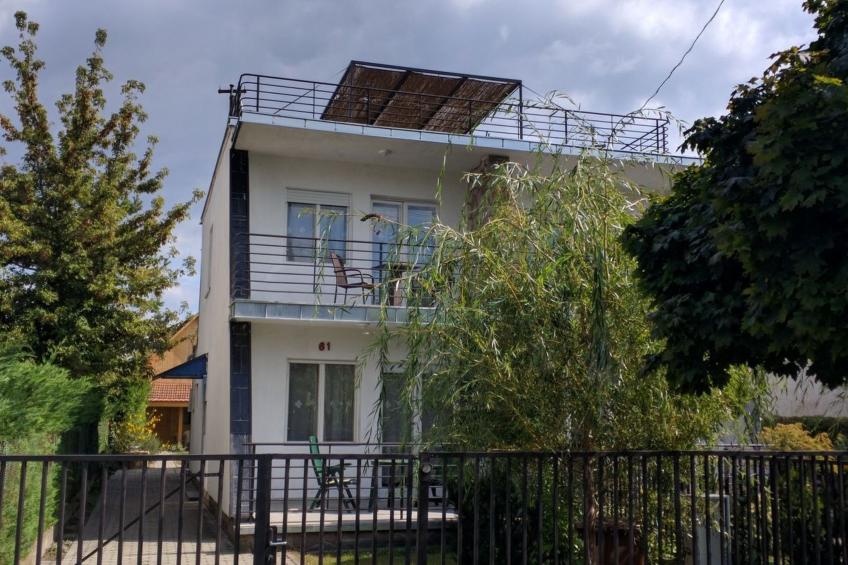 Doppelhaushälfte für sechs Personen mit Terrasse - foto 2