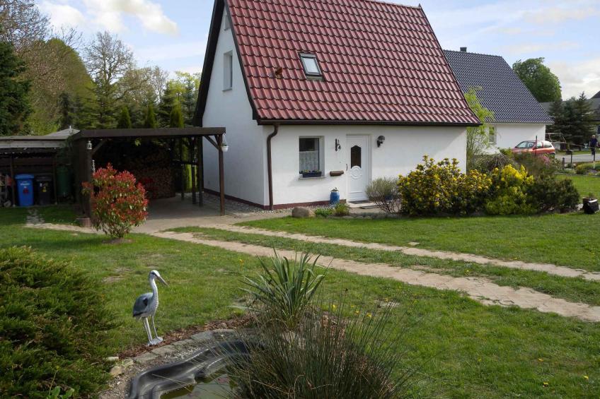 Vakantiehuis met terras en gebruik sauna - VW-C4F8