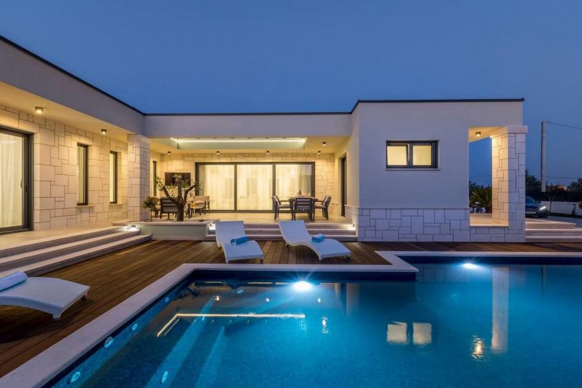 Sophisticated Oasis Residence Villa with Pool - Three Bedroom Villa with Pool - foto 28