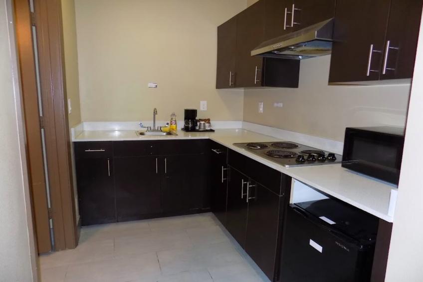 2 Queen Beds with Kitchenette Non-Smoking - foto 10