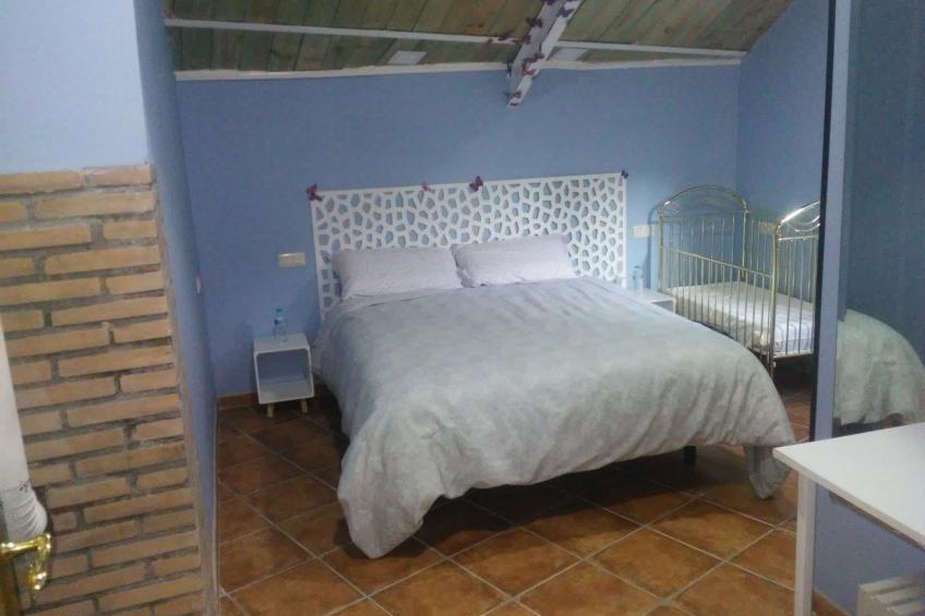 Haus für zwei Personen mit privatem Pool in den Bergen.