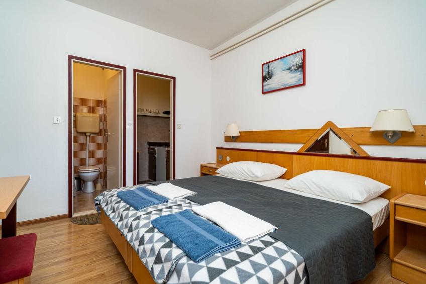 Apartments Klis -Studio Apartment with Terrace - 2 (A) - foto 9