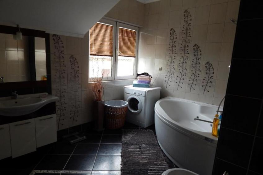 Stunning Beachfront Stay in Herceg Novi - Deluxe One Bedroom Apartment C - foto 10