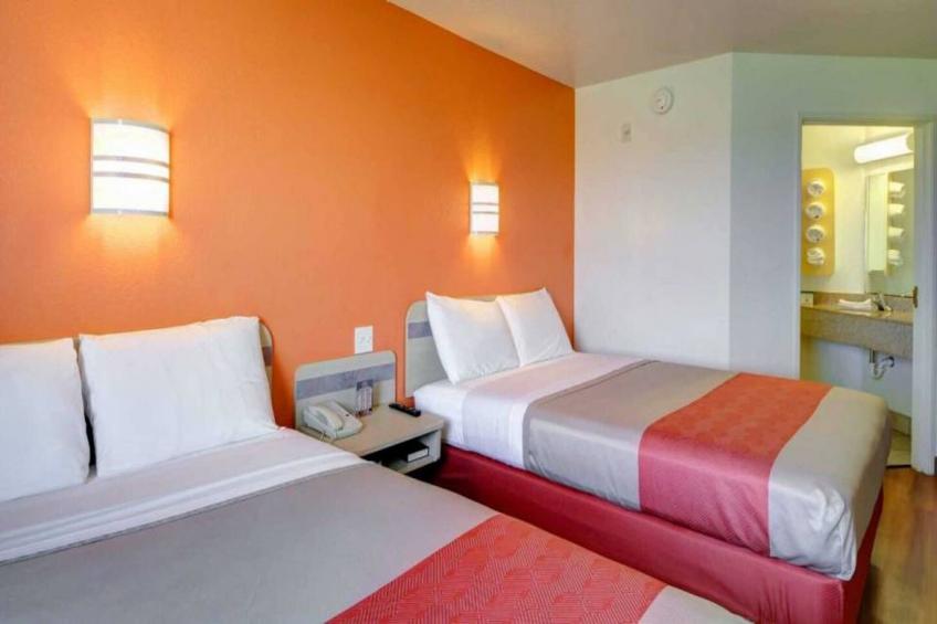 2 Queen Beds  Non-Smoking - foto 5
