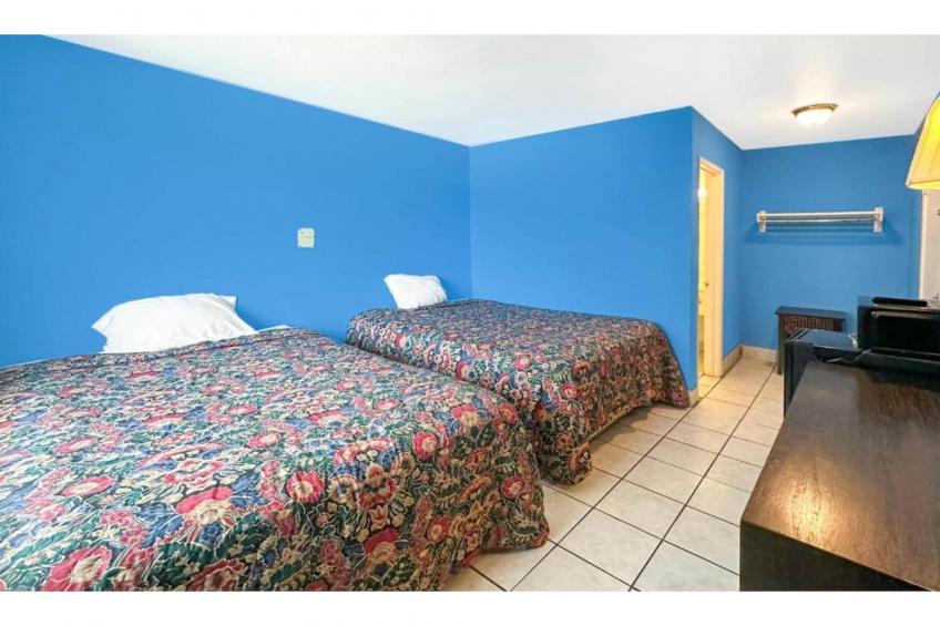Family room with 2 Double Beds - foto 18